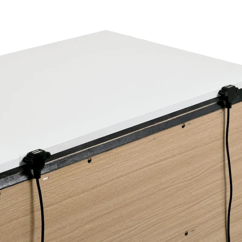 Ensemble de lit et de table de chevet Conjira Modern 2 pièces en bois blanc avec rangement