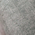 Canapé Nort avec accoudoirs évasés rembourrés en tissu de transition par