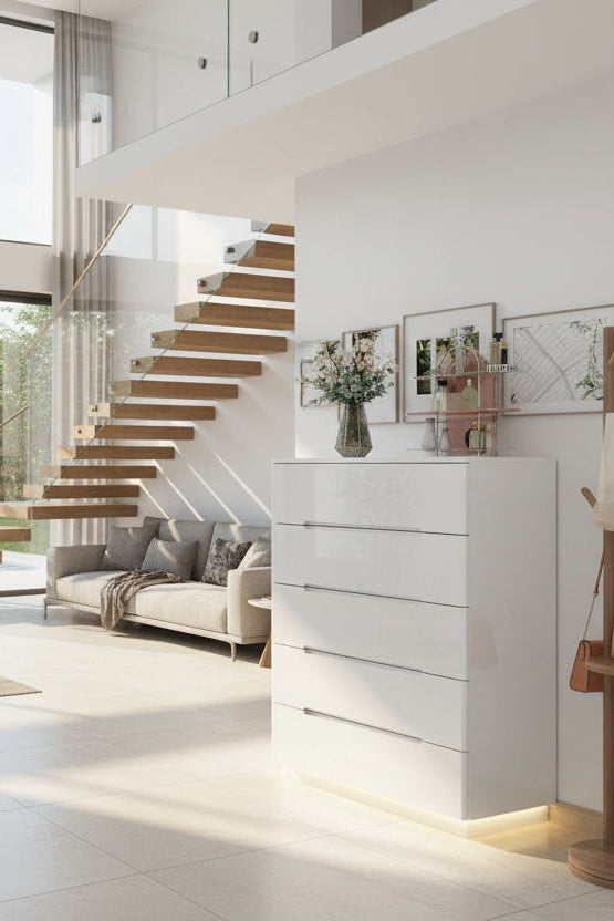Commode à 5 tiroirs avec tiroirs brillants et éclairage de rangement