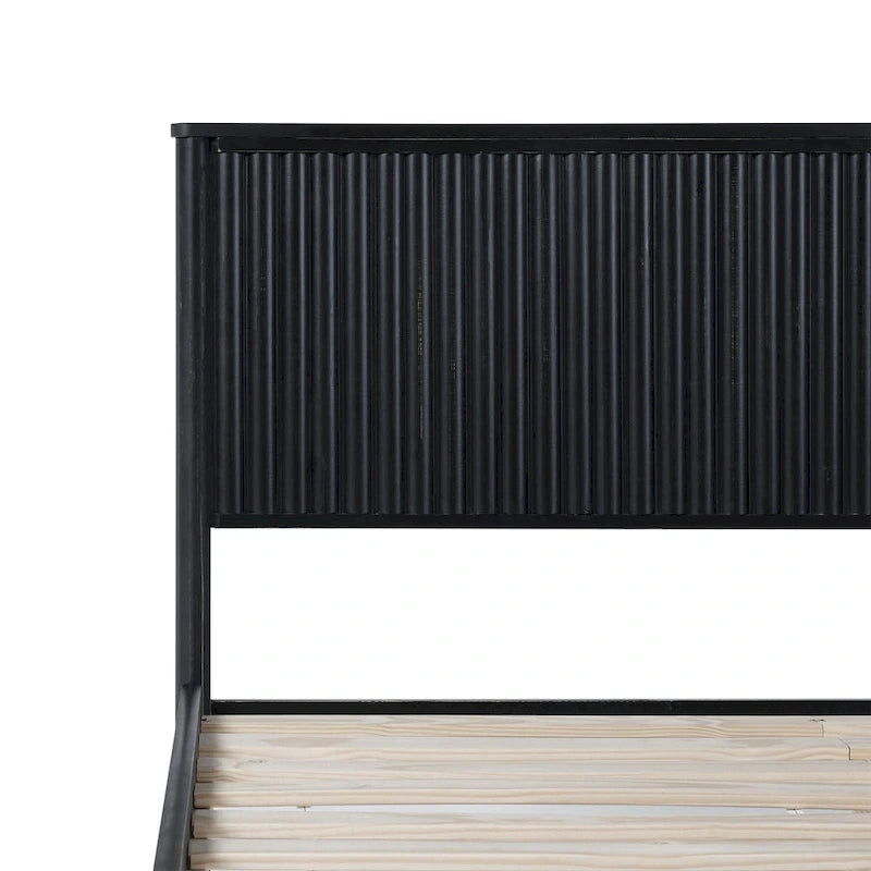Lit Queen en bois massif de style transitionnel Middlebrook Designs
