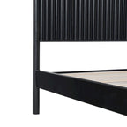 Lit Queen en bois massif de style transitionnel Middlebrook Designs