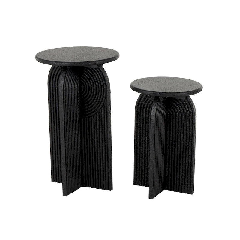 Tables d'appoint / bouts de canapé à piédestal arqué Art déco en bois sculpté de grès géométrique - Lot de 2 noires -